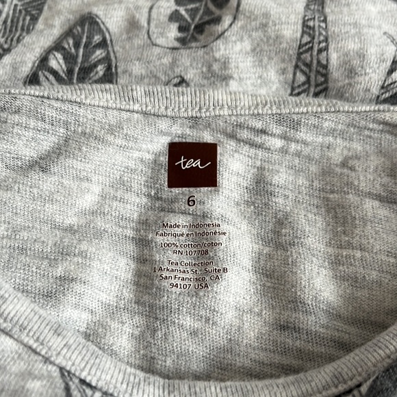 Tea Collection, Size 6, Feather Print Ruffle Sleeve Dress - Picture 5 of 6